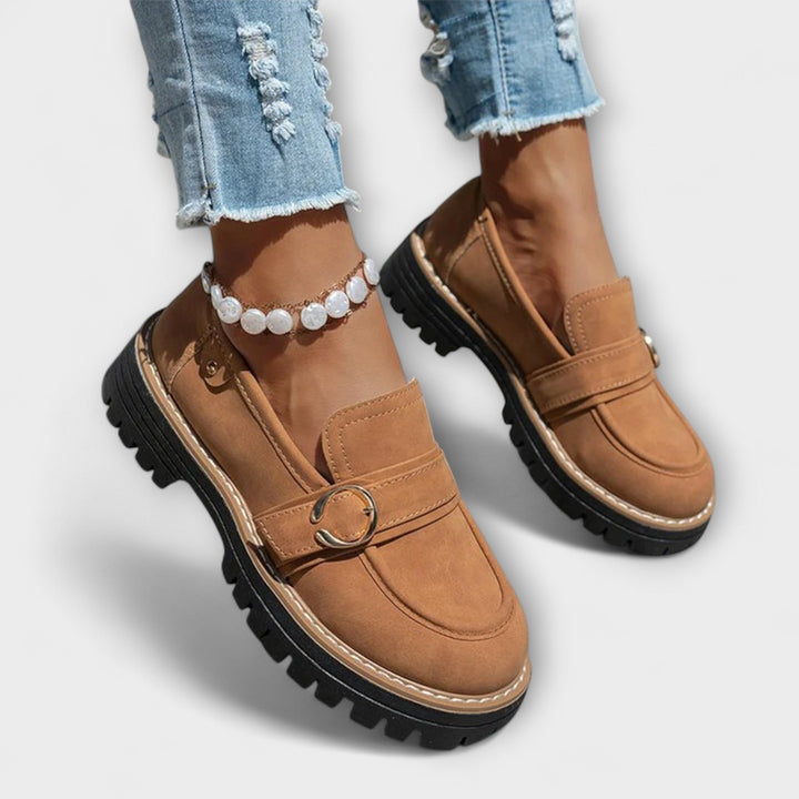 Mühelose Damen Slipper: bequeme Freizeitschuhe, elegant & modisch für unbeschwerten Alltag & Sommer.