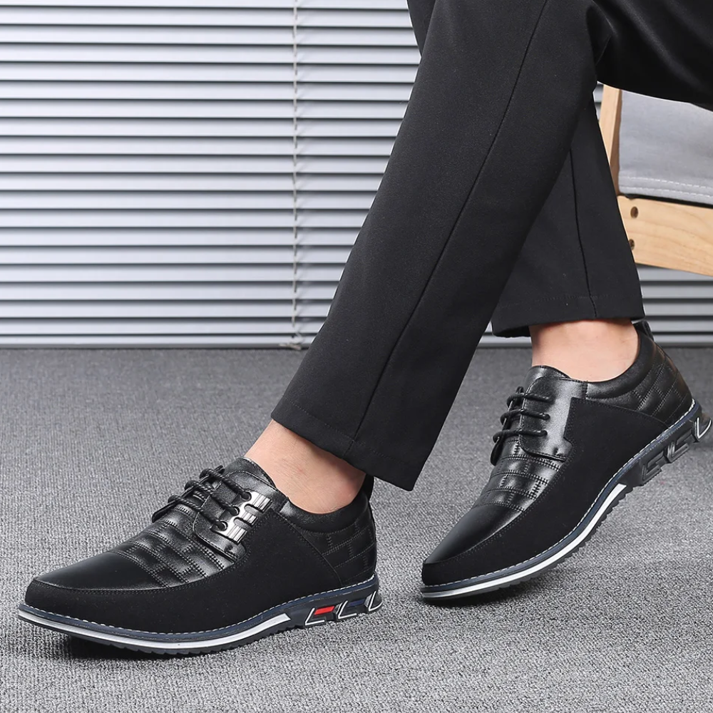 Orthopädische Herrenschuhe für Ganztageskomfort & Stil. Klassisches Design, fußfreundlich für Alltag & Business.