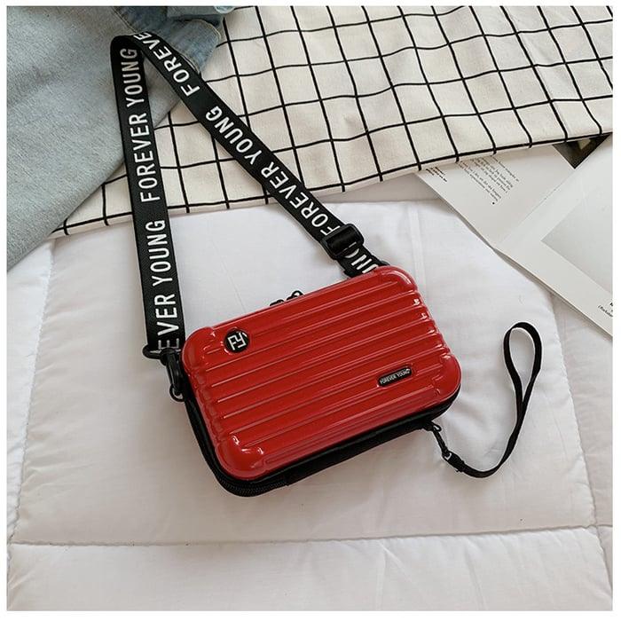 Damen Mini-Reisetasche, kompakt & stilvoll, ideal als Reisebegleiter oder Alltagstasche für Frauen.