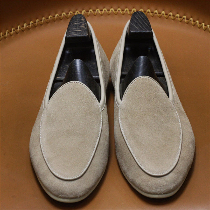 Handgefertigte elegante Herren Loafer in Beige, belgischer Stil, bequeme Slipper für Männer Fashion.