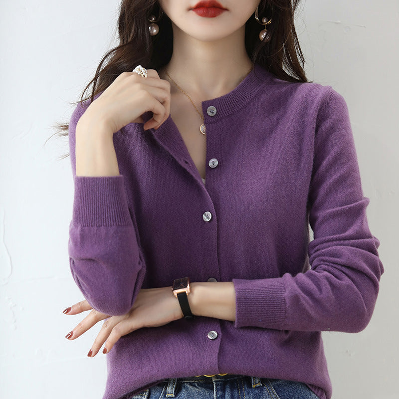 Vielseitige Übergangsjacke: Damen Strickjacke mit Knopfverschluss, locker und bequem. Modisches Oberteil.