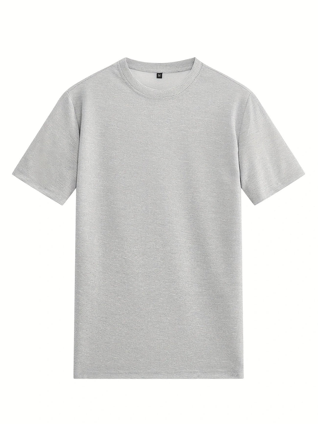 Flexibles Herren Fitness Outfit: Atmungsaktives T-Shirt und Shorts, passend für jede Bewegung.