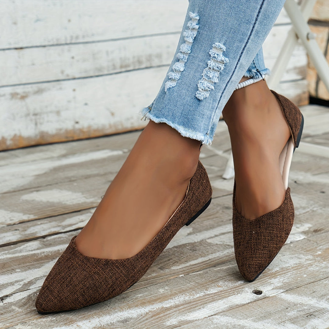 Detailansicht: Klassische Damen Ballerinas mit spitzer Form. Bequeme Flats für Frühling & Büro.