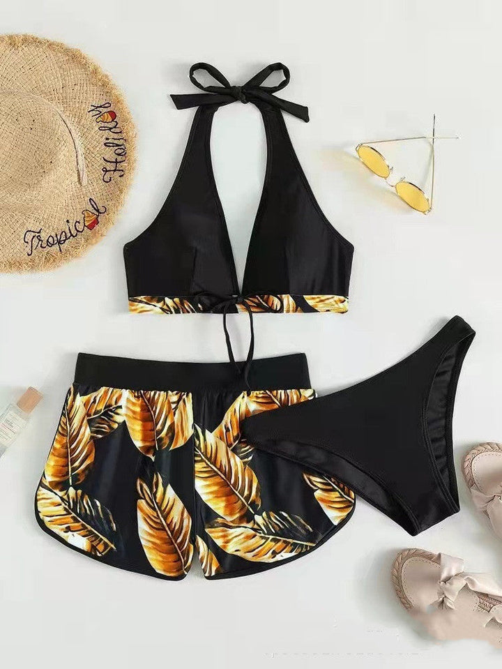 Modisches Damen Bikini-Oberteil und passende schnelltrocknende Shorts für Strand & Pool. Ideale Bademode.