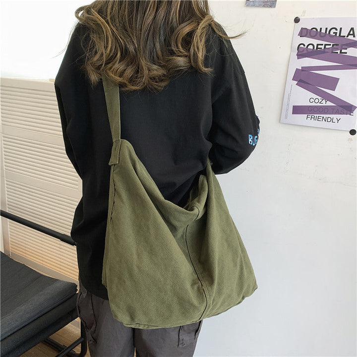 Stilvolle Damen-Umhängetasche Lotte Mode für College & Alltag, geräumig und praktisch.