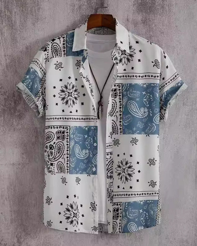 Vorderansicht: Herren Kurzarmhemd mit farbenfrohem Blumenprint und Knopfleiste.