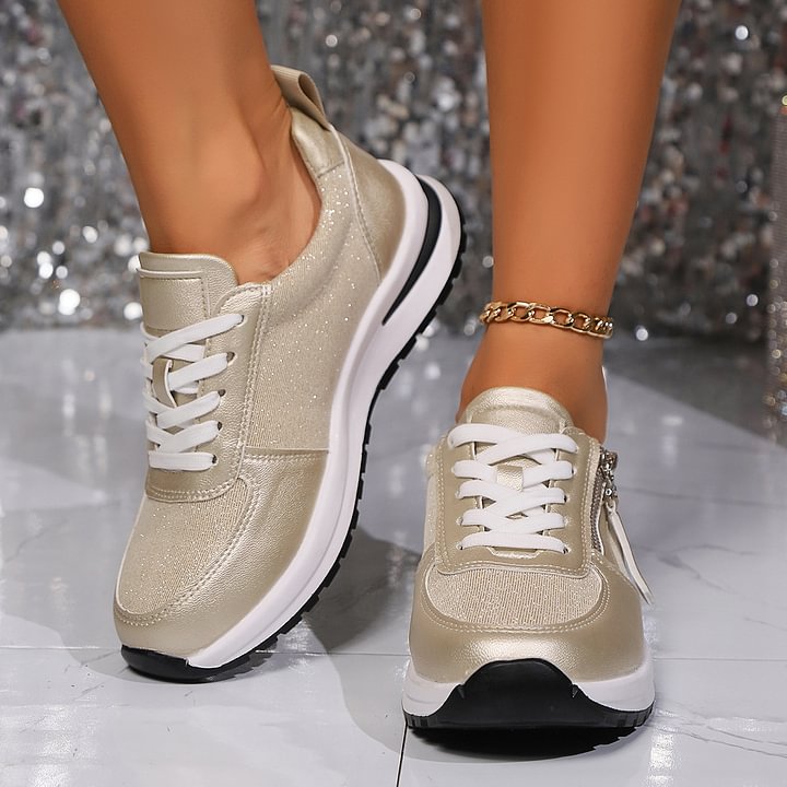 Bequeme goldene Damenschuhe, ergonomische Alltagsschuhe mit gepolsterter Sohle. Ideale Komfortschuhe für Frauen.