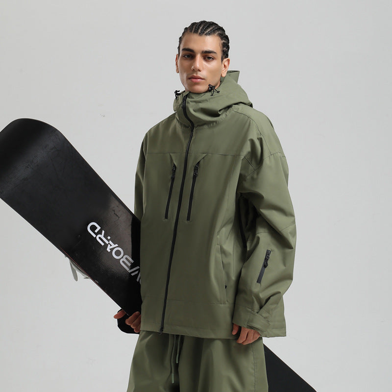 Herren Skijacke mit Kapuze und Reissverschluss. Atmungsaktive Winterjacke für alpines Skifahren & Snowboard.