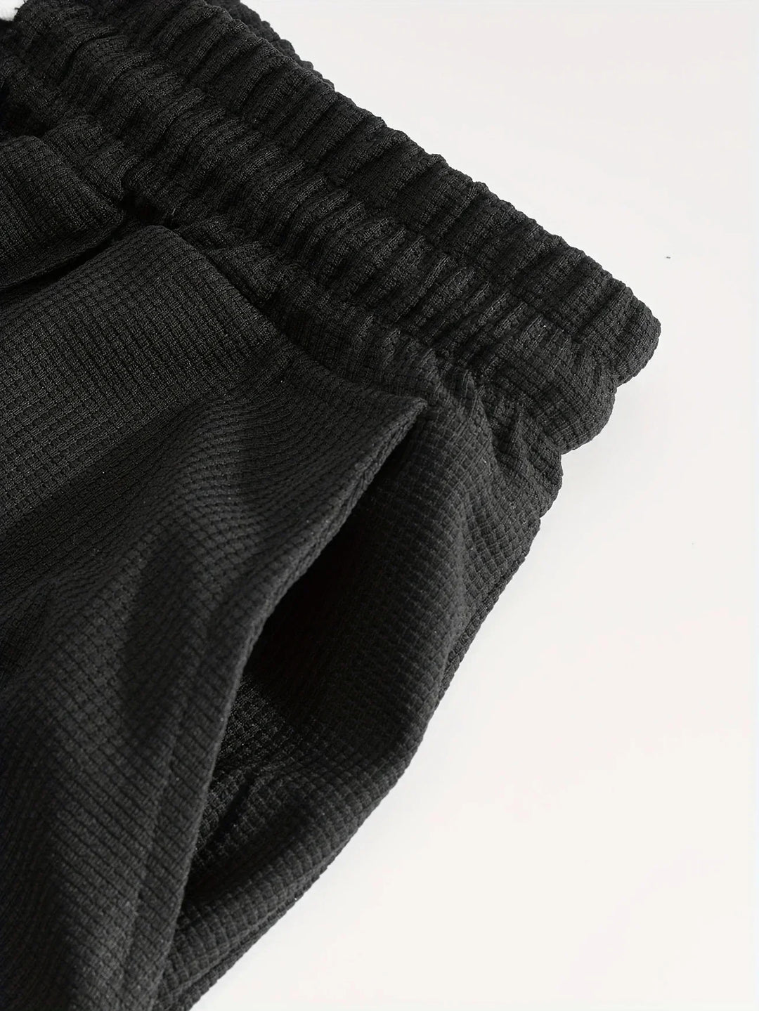 Lässiges Herren Freizeitset T-Shirt und Shorts, atmungsaktiv für Komfort den ganzen Tag.
