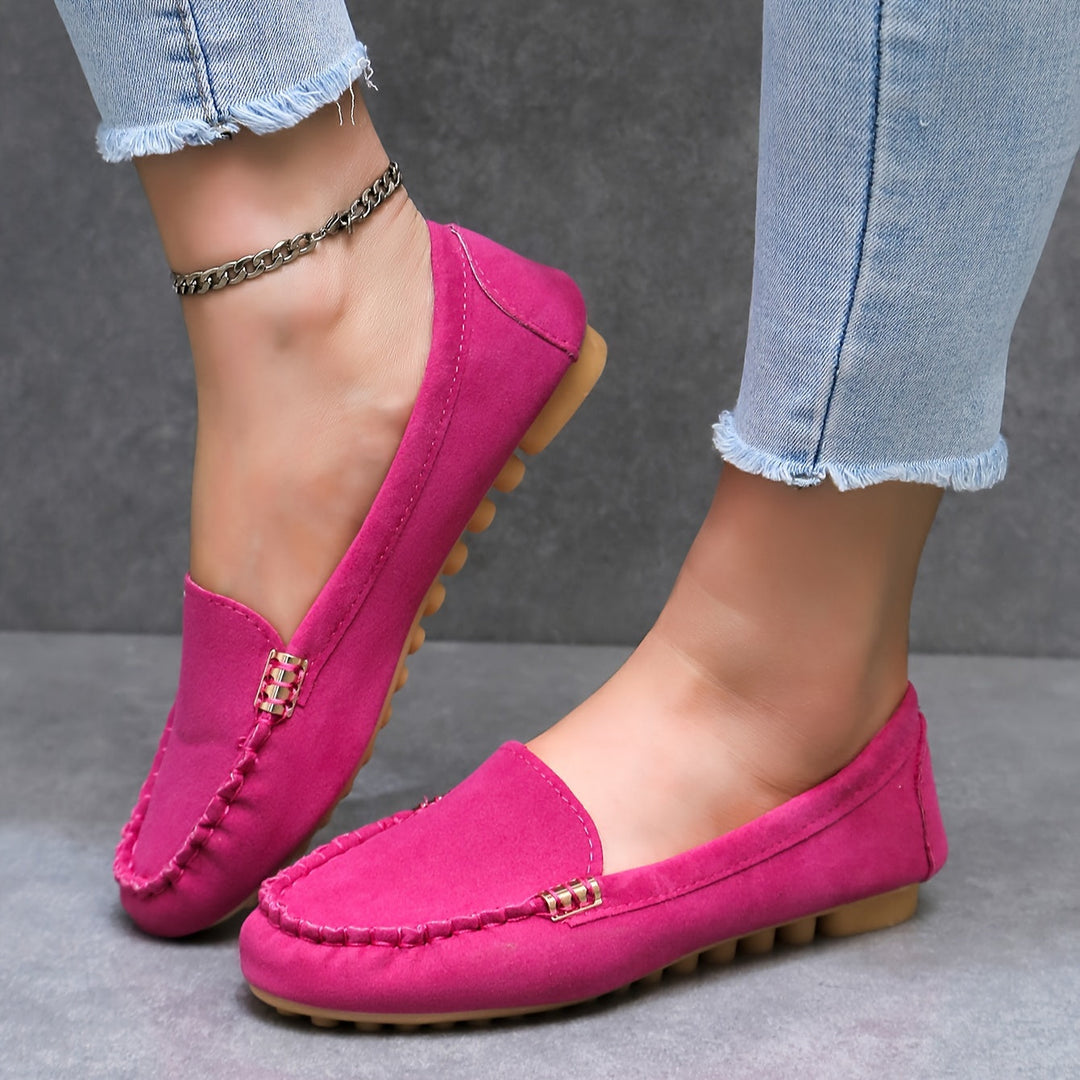 Elegante schwarze Damen Slipper: Flachschuhe für Damen, komfortabel und stilvoll für jeden Anlass.