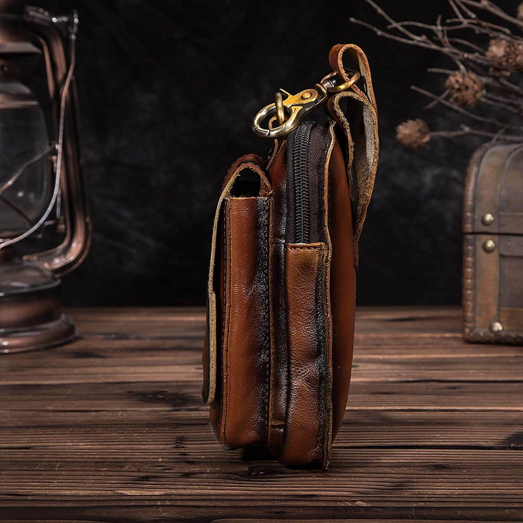 Robuste Leder Gürteltasche für Herren, ideal für Reisen & sichere Organisation unterwegs.