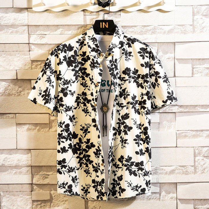 Mehrfarbiges Herren Sommerhemd mit Blumenmuster, Kurzarm, Reverskragen, ideal für stylische Looks.
