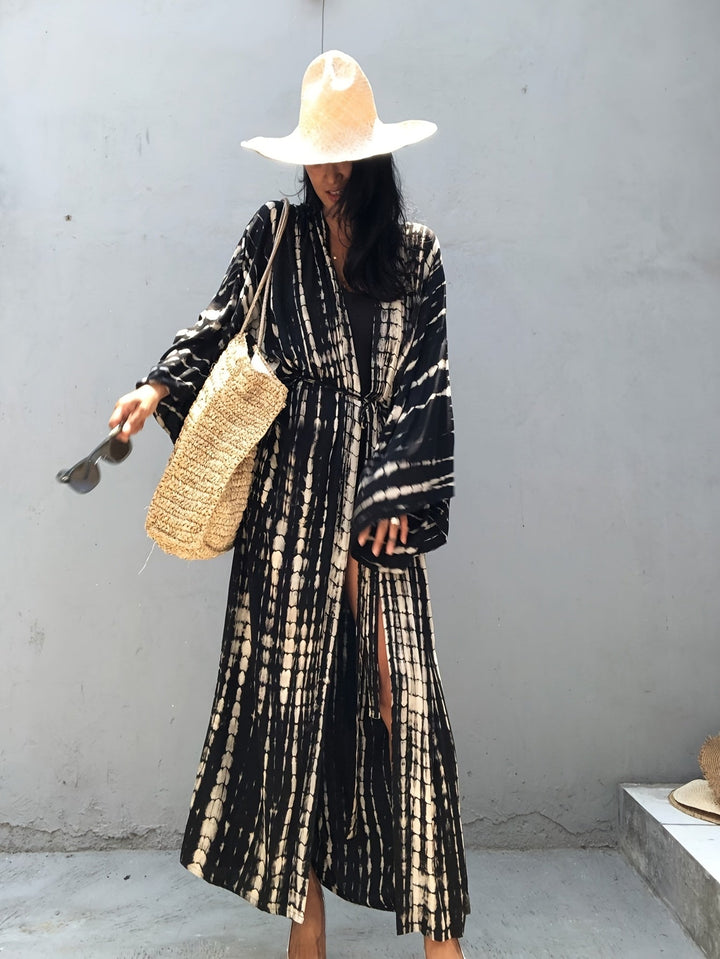 Schwarzes Damen Boho Kimono Maxikleid in Einheitsgröße, fließendes Strand- & Urlaubskleid mit Eleganz.
