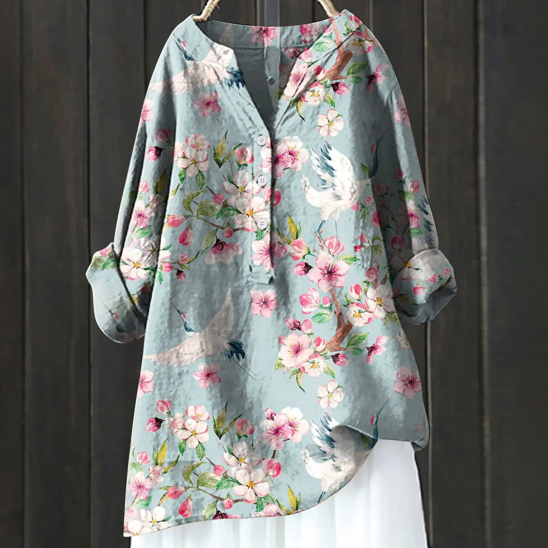 Elegante Damen Blütenbluse Sophie, vielseitiges Oberteil mit Blumenmuster, ideal für Büro & Freizeit.