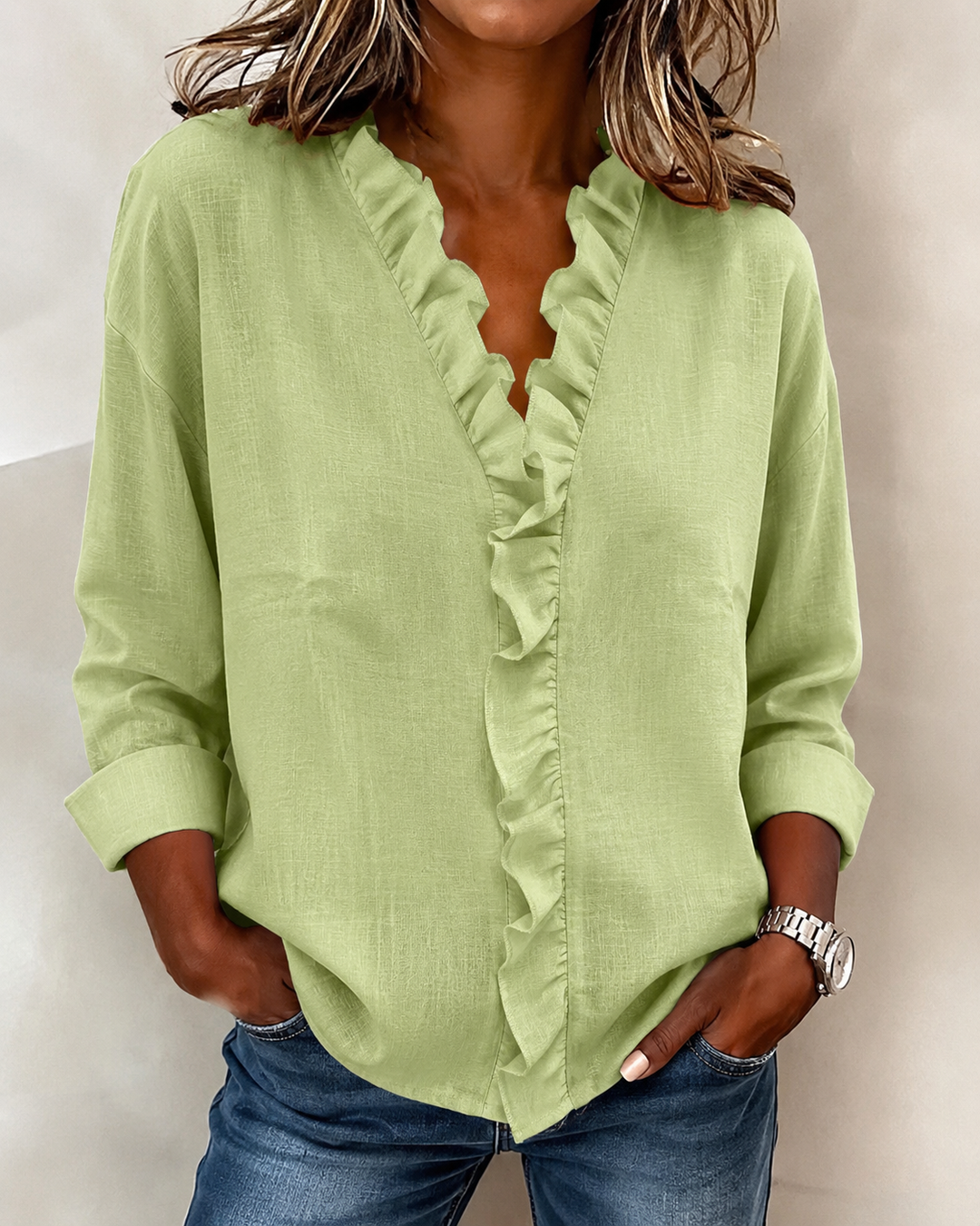 Bequeme & elegante Damenbluse mit Dreiviertelarm & V-Ausschnitt. Ideal für Frühling/Sommer.