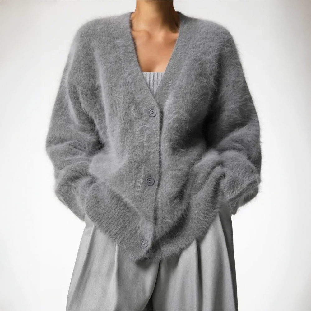 Gemütlicher Damen Oversized Cardigan in moderner Strickoptik. Komfortable Freizeitkleidung für jeden Anlass.