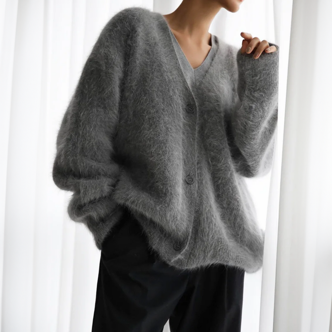 Eleganter Damen Strick Cardigan, Oversized Passform für maximale Bewegungsfreiheit. Vielseitige Herbstmode.