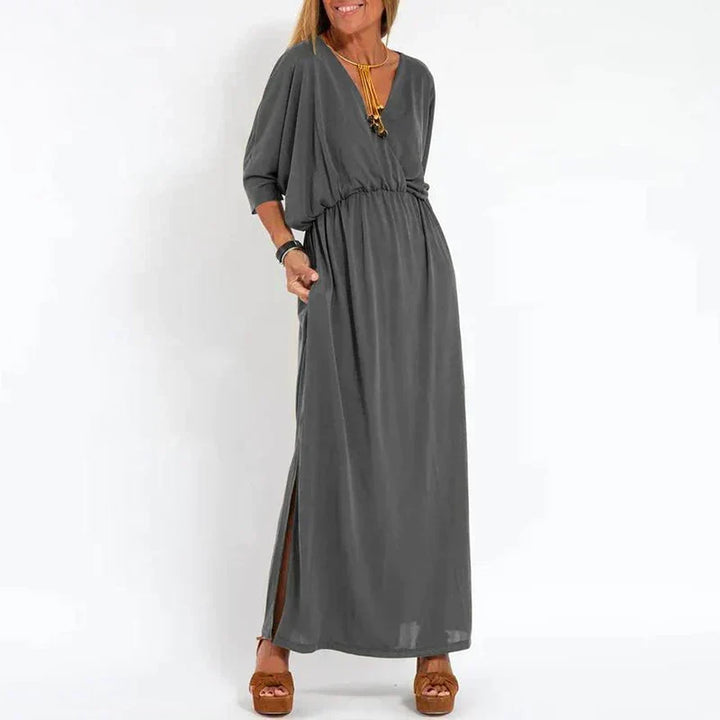 Vielseitiges Damen Maxikleid Sophia in Grau, klassisches Herbstkleid mit V-Ausschnitt für Eleganz.