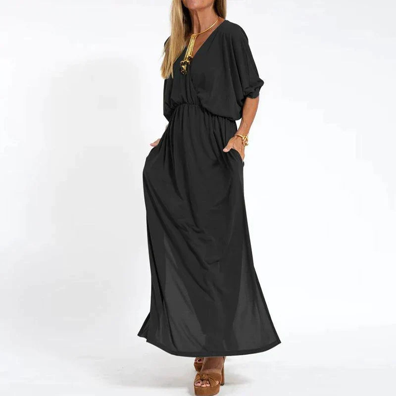 Herbstliches Damen Maxikleid Sophia in Grau. Vielseitiges langes Kleid mit V-Ausschnitt, perfekt für Komfort.