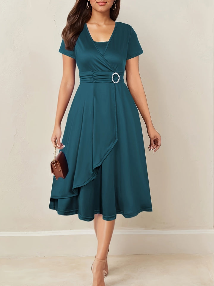 Elegantes Damen Maxikleid für Hochzeiten & Gala, perfekt als festliches Abendkleid für besondere Anlässe.