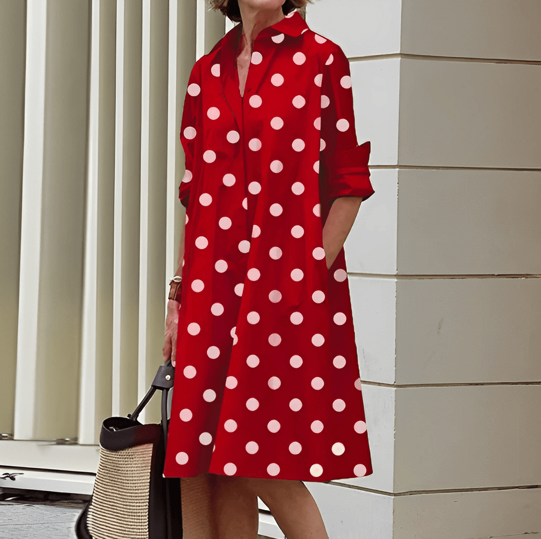 Damen Übergangskleid, Shirtdress mit Umschlagkragen. Lockere Passform, langärmelig, bequem und stilvoll.