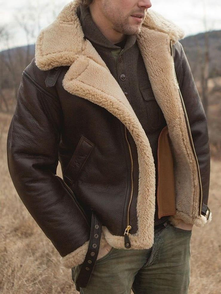 Stilvolle Herren Winterjacke isoliert für kalte Tage. Warme Oberbekleidung mit strukturierter Passform & eleganter Stil.