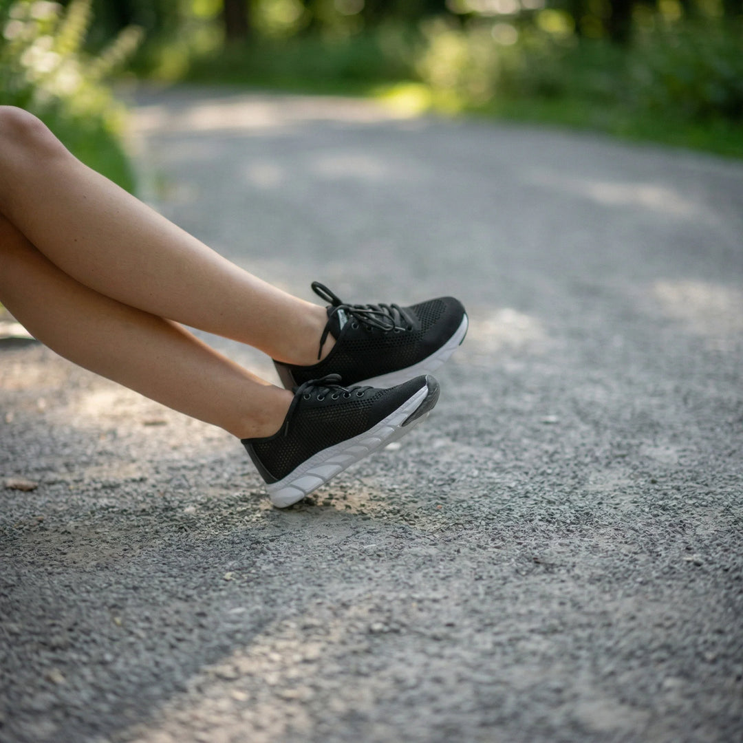 Robuste & bequeme Barfuß-Sneaker für Damen & Herren, ideal als Alltagsschuh & leichte Freizeitschuhe im Sommer.
