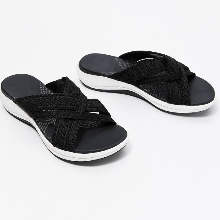 Stilvolle blaue FOAMCLOUD Damensandalen für Freizeit und Urlaub; bequemes Laufen dank leichter Plattform.