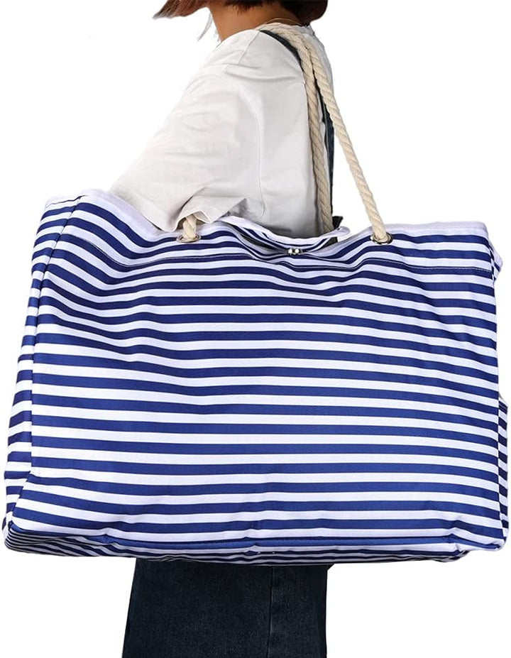 Gestreifte, wasserdichte XL Strandtasche für Damen mit Reiseetui; ein Muss für organisierten Strandspaß.