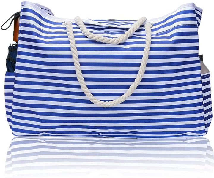 Robuster Reisebegleiter: wasserdichte, extra große Damen-Strandtasche CoastCarry mit Reiseetui für unterwegs.