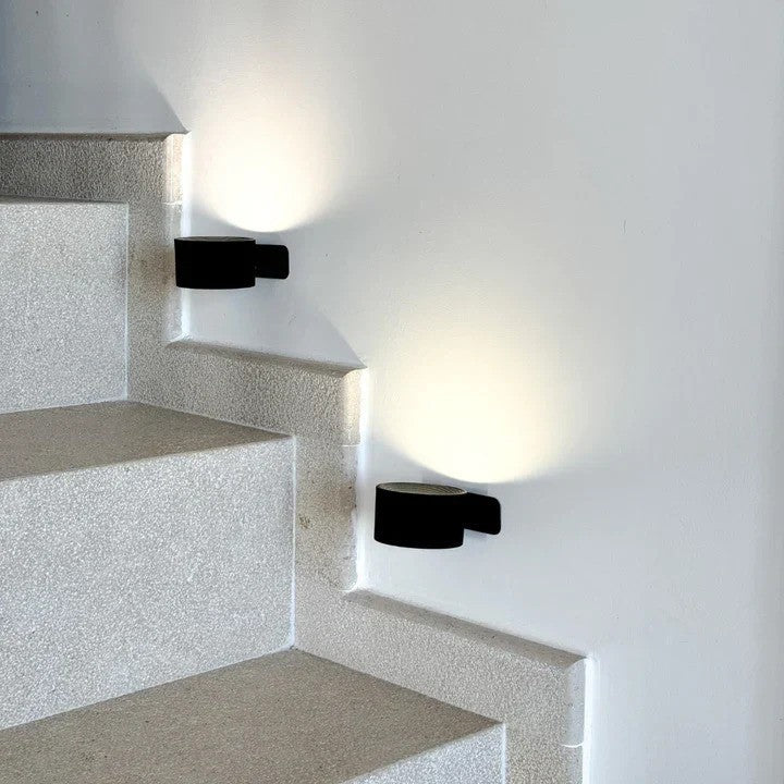 Akku-Wandlampe, dimmbare LED-Leuchte, einfach montierbar für flexibles Licht.