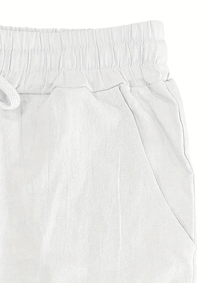 Marineblaue Herrenhose, locker & atmungsaktiv. Bequeme Sommerhose für entspannte Tage.