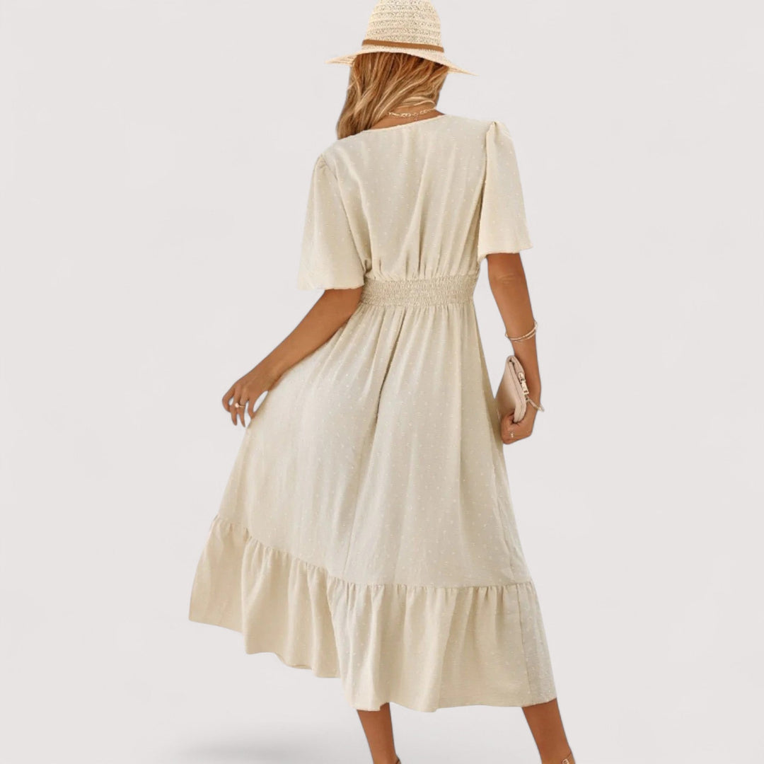 Luftiges Damen Sommer Maxikleid mit V-Ausschnitt; leicht, bequem und elegant für Freizeit oder Strand.