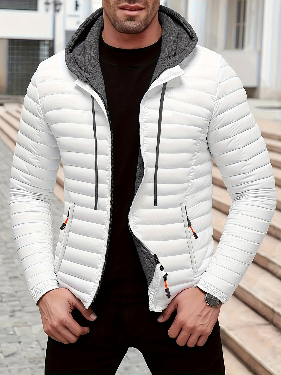 Vielseitige Herren Übergangsjacke mit Kapuze, Steppdesign, komfortabel für Herbst, Freizeit & Outdoor-Sport.