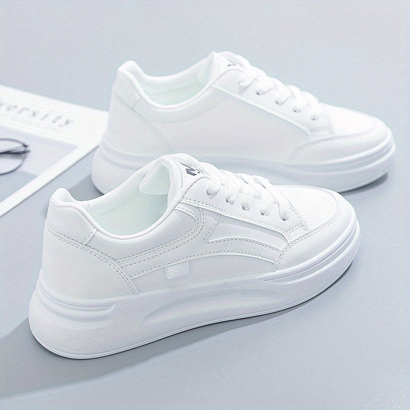 Komfortable Damen Sneaker. Leichte Bequemschuhe für lange Tage. Ideal als stylische Alltagsschuhe für Damen.