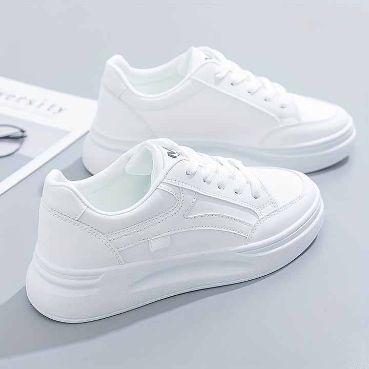 Vielseitige Damen Bequemschuhe. Modische Sneaker, perfekt als Freizeitschuhe oder leichte Alltagsschuhe.