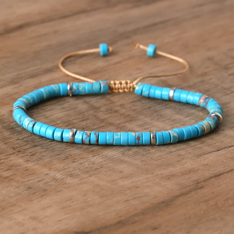 Naturstein-Armband Seraphina für Damen, geflochten, handgemacht, elegantes Geschenk.