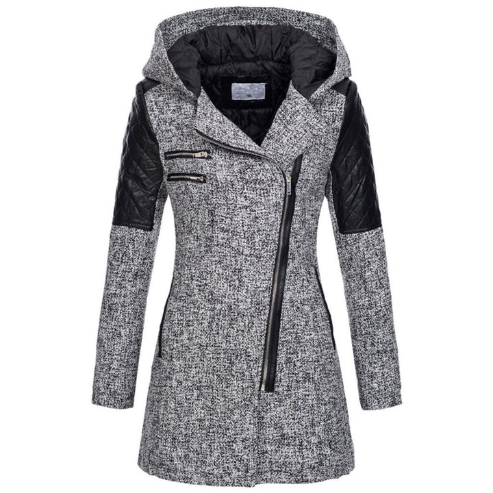 Modische Damen Bikerjacke in Schwarz, langärmlig, ideal für den Winter. Stilvolle Wintermode.