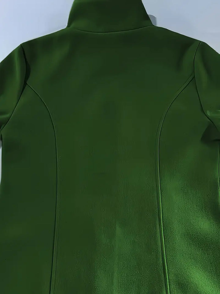 Vielseitiger Damen Wintermantel, langarm & warm, ideal als Stadtmantel und elegante Oberbekleidung für Damenmode.
