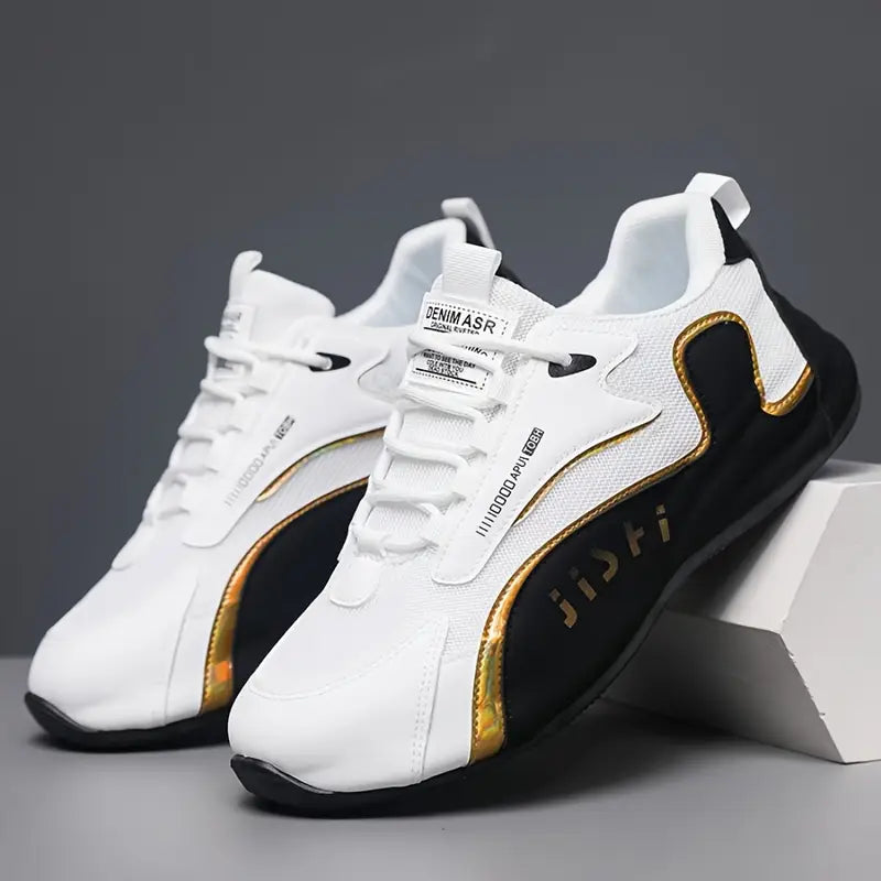 Stylische Herren Sneakers, atmungsaktiv & leicht, optimal für urbane Freizeitlooks.