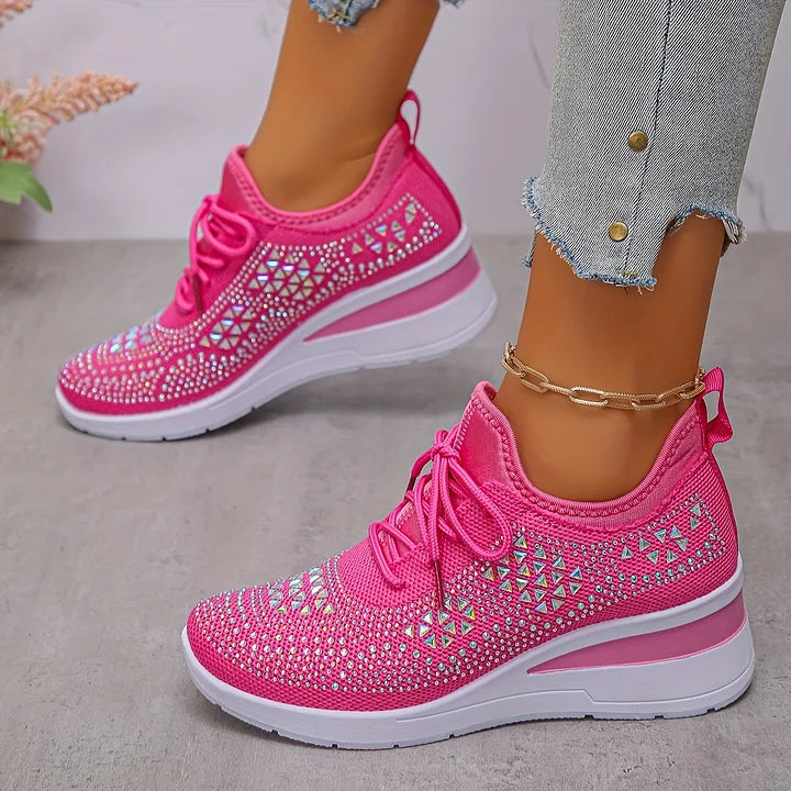 Modische orthopädische Damen Schuhe: Sneaker mit Strass für ultimativen Komfort.