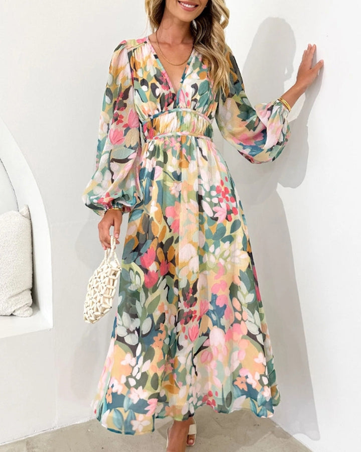 Vielseitiges Damenkleid: Elegantes Blumenkleid mit floralem Muster, ideal für Freizeit, Sommer & Party.