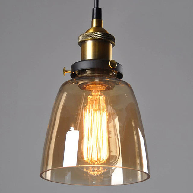 Amber Kristall Pendelleuchte, dekorative Wohnzimmerlampe mit luxuriösem Design.
