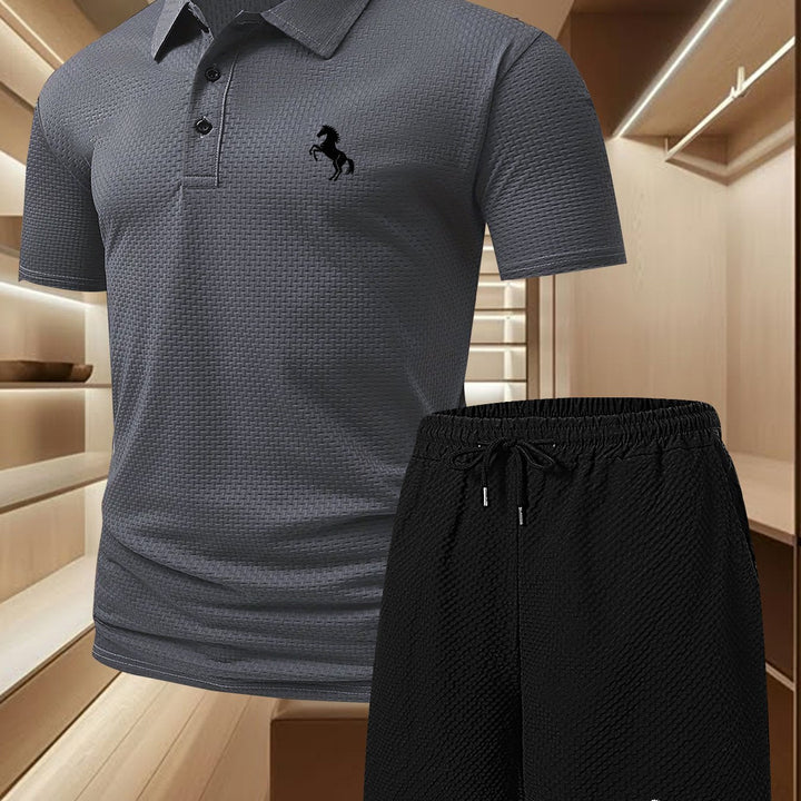 Hochwertiges Herren Polo Set für maximalen Komfort. Atmungsaktives Poloshirt & Shorts, ideal für warme Tage.