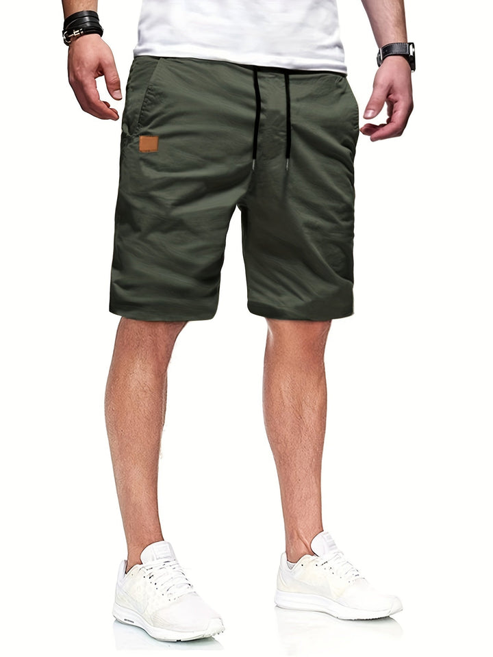 Moderne Herren Freizeitshorts, ideal als Strandmode und bequeme Sommerhose.