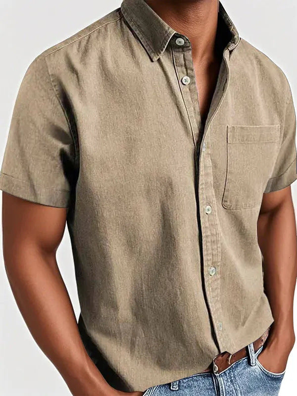 Vielseitiges Herren Kurzarmhemd mit Polokragen & Brusttasche, lässig für Freizeit & moderne Herrenmode.
