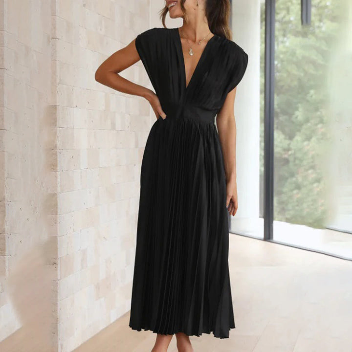 Zeitloses Damen Abendkleid, elegant & komfortabel. Perfekt für festliche Anlässe im Herbst.