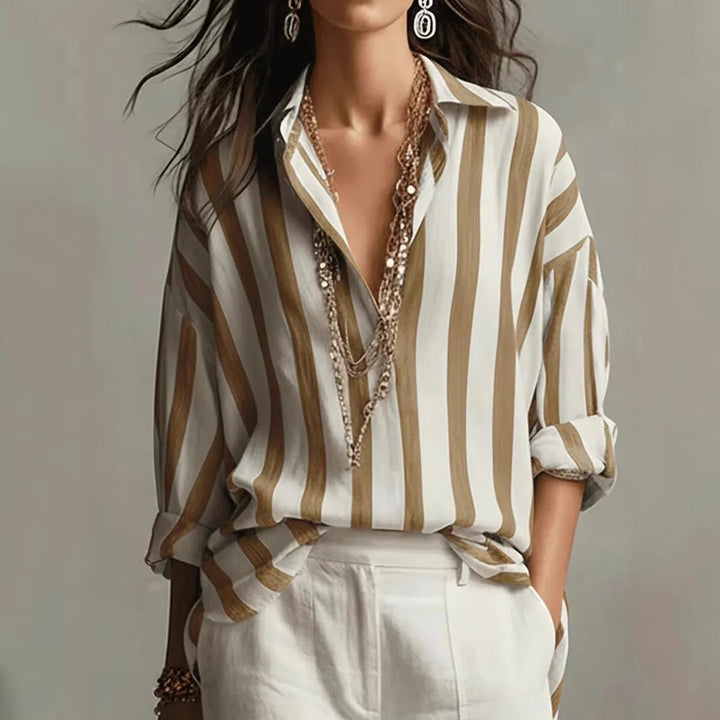 Modische gestreifte Langarmbluse für Damen, fließend und bequem, perfekt als Business Casual Oberteil für den Alltag.
