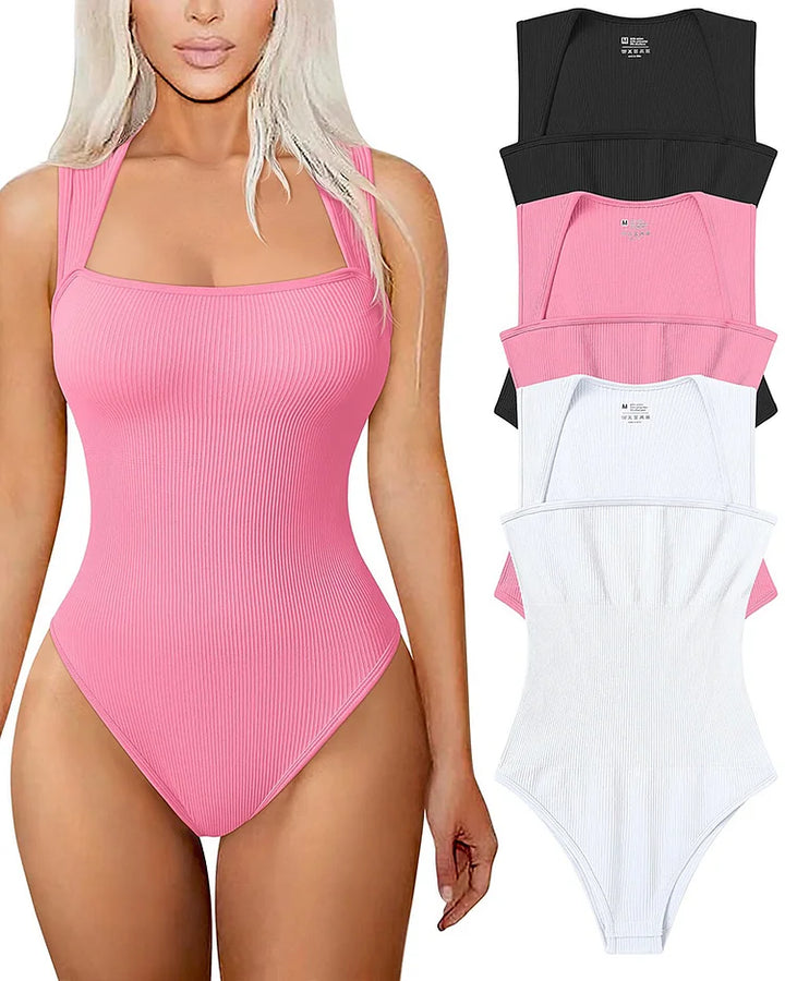 Figurformender Damen Bodysuit in Nude, nahtlos, bietet Komfort & glättet die Figur.