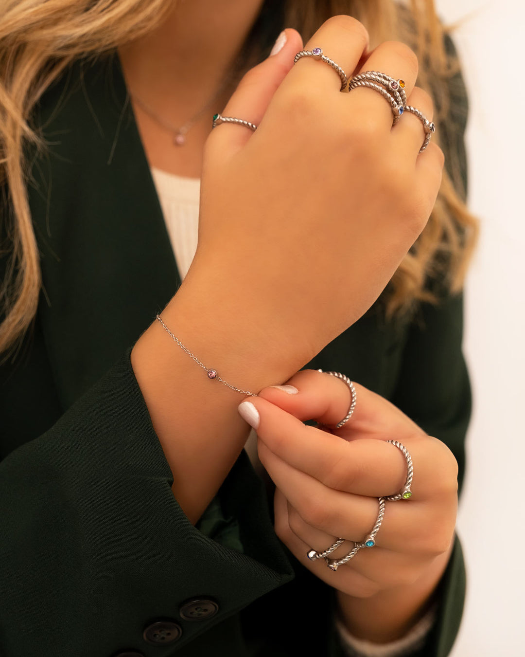 Geburtsstein-Schmuck: rundes Armband für Damen, persönliches Geschenk, vergoldet, luxuriöser Look.